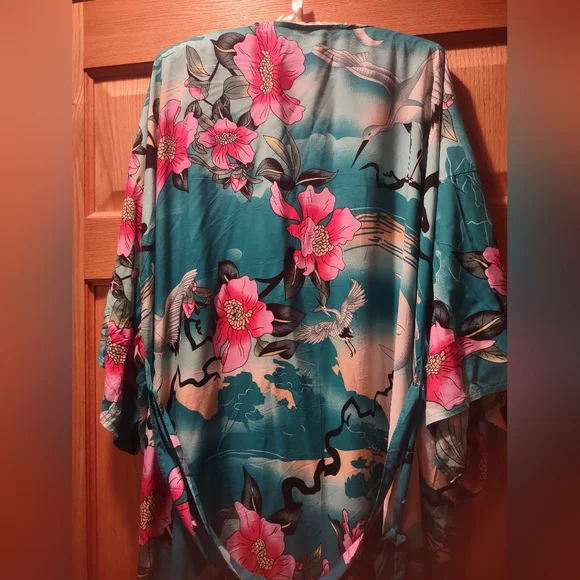 Kimono Robe - Picture 2 of 3